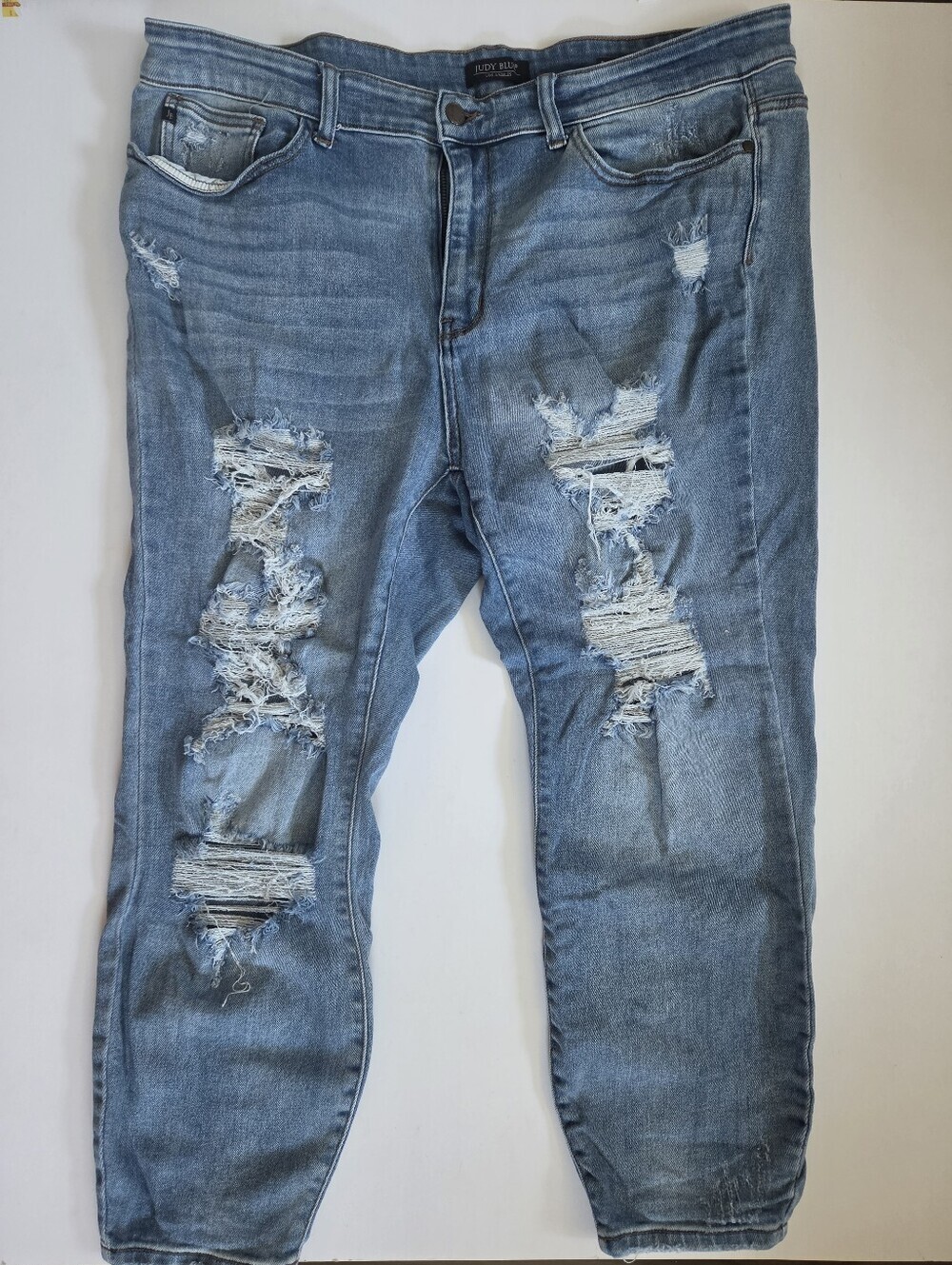 Judy Blue Jeans Womens 20W Distressed ripped Boyfriend Fit Stretch JB82170LT